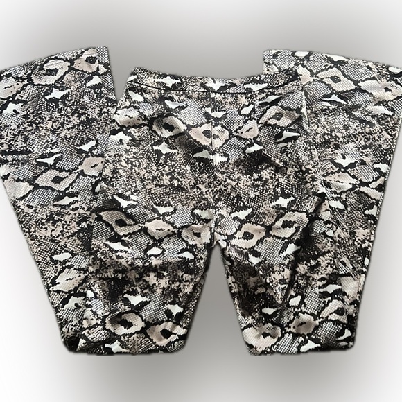 snake print flare pants - Picture 2 of 2
